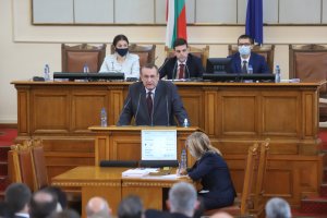 Петък избраха ГЕРБ СДС и ДПС за да споделят в парламента