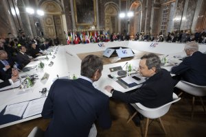 Вратата на ЕС за Украйна е отворена но бърза писта