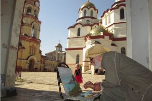 През 2016 г обиколих седемнадесет държави  в това число четири непризнати от