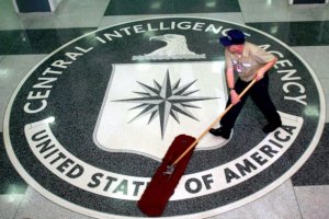 И директорът на ЦРУ Уилям Бърнс предупреди че Русия може