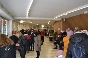 Абсурд във Варна - държавата абдикира от бежанския център