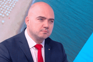 Управляващите умуват над три варианта помощи за украински бежанци у