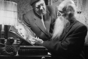 1 Раждането на една книгаКнигата ПЕНКОВИ СВЕТЛОПИСЦИТЕ е петата