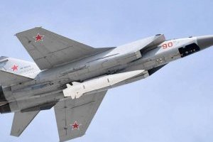 Руските военновъздушни сили съобщават че са унищожили ракетен арсенал в