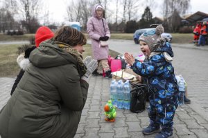 На гарата в Пшемишъл в Югоизточна Полша само на няколко километра