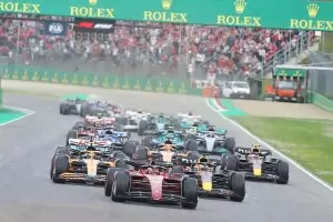 Верстапен спечели първия спринт във Формула 1