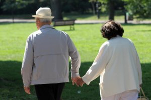 От 15 април т г петък всички пенсионери които получават пенсиите