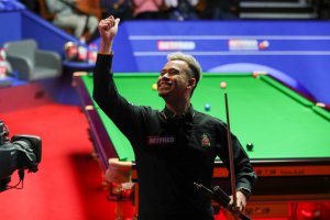 Трети играч от Топ 16 отпадна още в I кръг