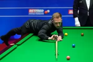 Само Тръмп се промъкна в снукър машината на времето