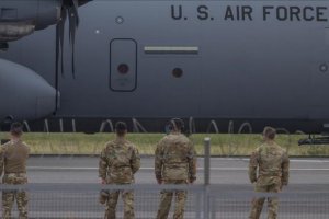 Четирима американски войници са ранени при ракетна атака насочена към