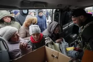 За нас, мирните жители, е руска рулетка 
какъв взвод ще ни завладее

