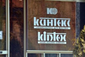 Вицепремиерът и министър на икономиката и индустрията Корнелия Нинова и