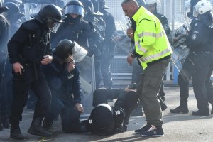 Левски продължи устремния си ход при атаката си на третото