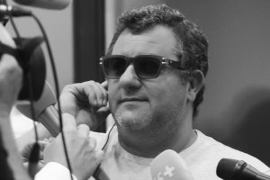 Знаменитият футболен агент Мино Райола е починал на 54 годишна възраст