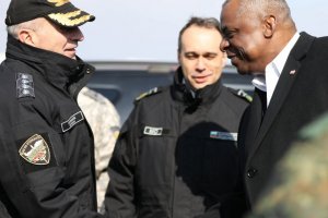 Министърът на отбраната Драгомир Заков ще участва в дискусия на