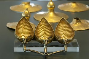 Златното съкровище от Вълчитрън е изложено в Националния исторически музей от