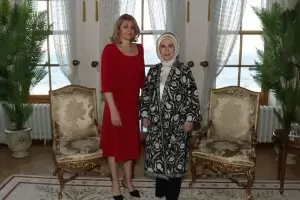 Десислава Радева се срещна със съпругата на Ердоган в Истанбул
