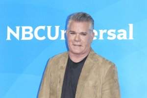 На 67 годишна възраст почина холивудската звезда Рей Лиота Актьорът прочул се