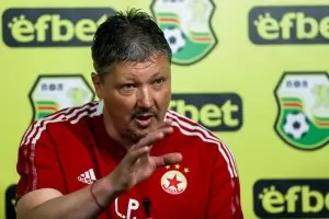 "ЦСКА 1948" преговаря с Любослав Пенев