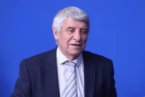 Степан Бандера прилича на Иван Михайлов