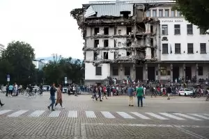 Натежалият диванен българин се възмути от световния ред