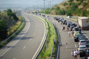 По настояване на търговците от Серес на граничния пункт Промахон