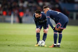 Футболната суперзвезда Лионел Меси е най скъпоплатеният спортист в света през