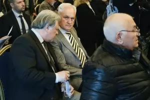 Йоло Денев се появи за учредяването на партията на Стефан Янев