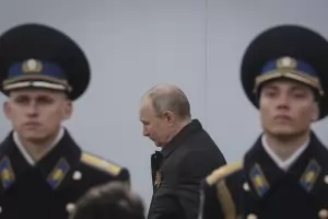 С война най-лесно се прикриват провалите в икономиката