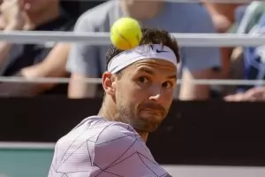 Димитров направи миничудо, но Циципас все така ликува