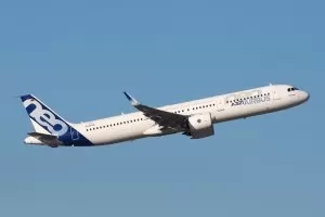 Китай затваря небето си за Boeing и Airbus на руски превозвачи