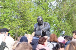 Паметник на известния руски актьор Вячеслав Тихонов 1928 2009 беше издигнат