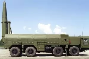 Русия симулира изстрелване на ядрени ракети Искандер от Калининград