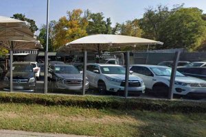 Автокъща Капитолия и ресторант Веселото село ще бъдат премахнати от