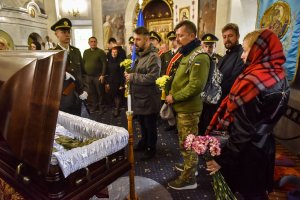 Близо 1300 тела на убити цивилни са открити в района