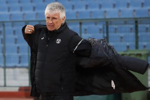 Трета треньорска смяна която ще важи за следващия сезон в