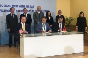 Албанската Albgaz и българската Овергаз инк подписаха в Тирана меморандум