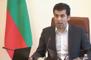 Въпреки съпротивата на ИТН кабинетът приема плана за еврото