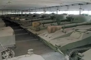 Бивш военен министър: Нереалистично е да ремонтираме украинска техника