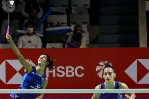 Трикратните европейски шампионки по бадминтон Габриела Стоева и Стефани Стоева