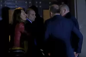 Четворната коалиция изглаждаше противоречия по тъмни доби