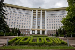 Молдовският парламент прие закон забраняващ излъчването на руски новинарски програми