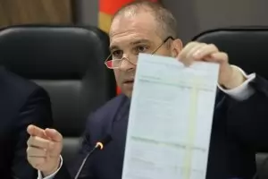 Гроздан Караджов настоява: Не съм искал нови 3.9 млрд. лв.