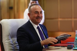 Турция се вклини между Финландия и Швеция