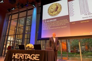 Амекиранската аукционна къща  Heritage Auctions продаде на търг в Ню Йорк