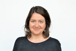 За хиляди ученици в цяла България късната пролет е сезон