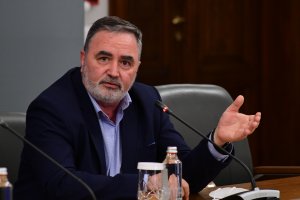 Главният държавен здравен инспектор доц Ангел Кунчев стана едно от