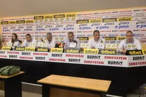 Лична безотговорност обезкърви отбора ни за световното по плуване