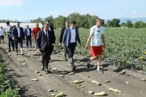 Земеделският министър вече е с охрана заради заплахи за живота му
