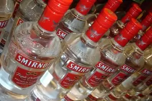 Водка Smirnoff за втори път напуска Русия